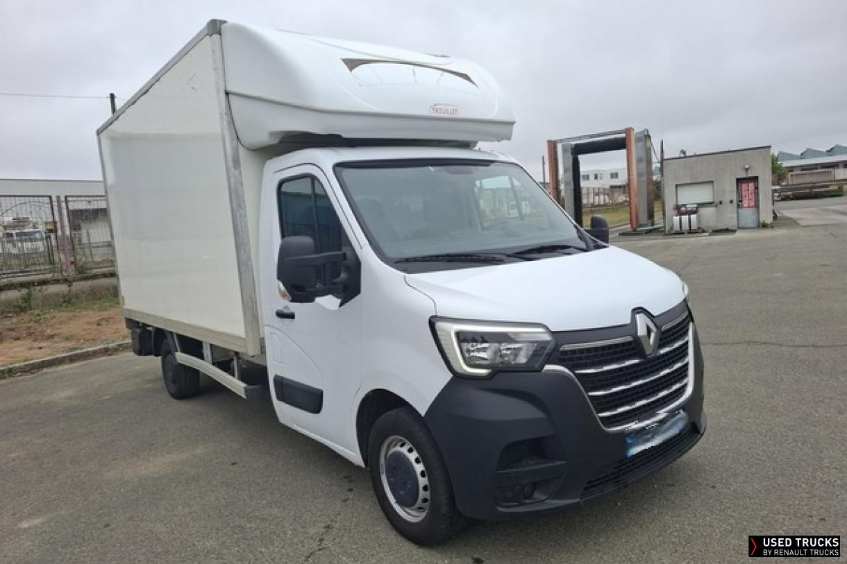 Renault Master 145
