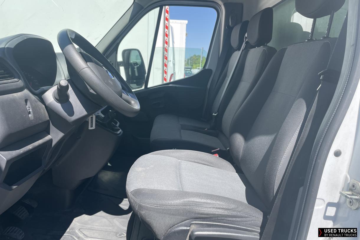 Renault Master 145