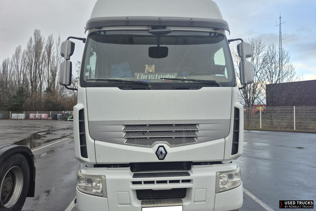 Renault Trucks Premium Route 460