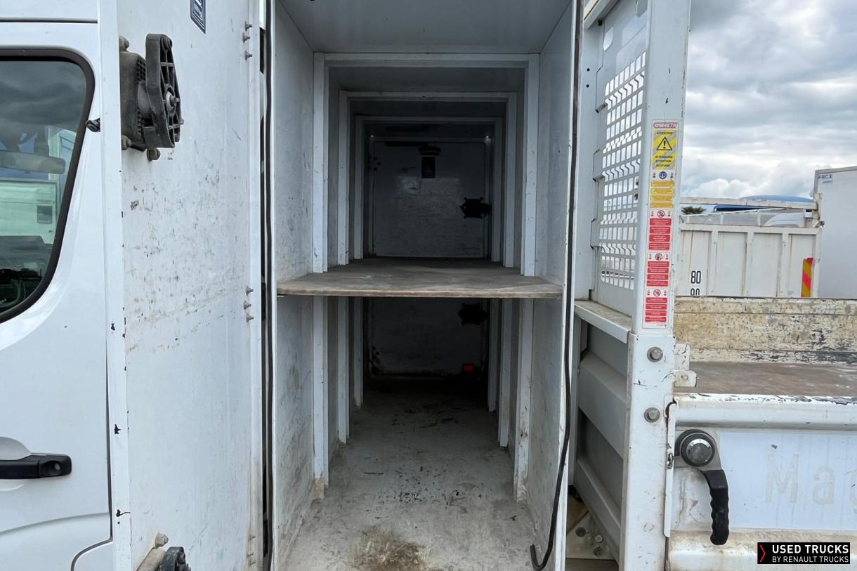 Renault Master 145