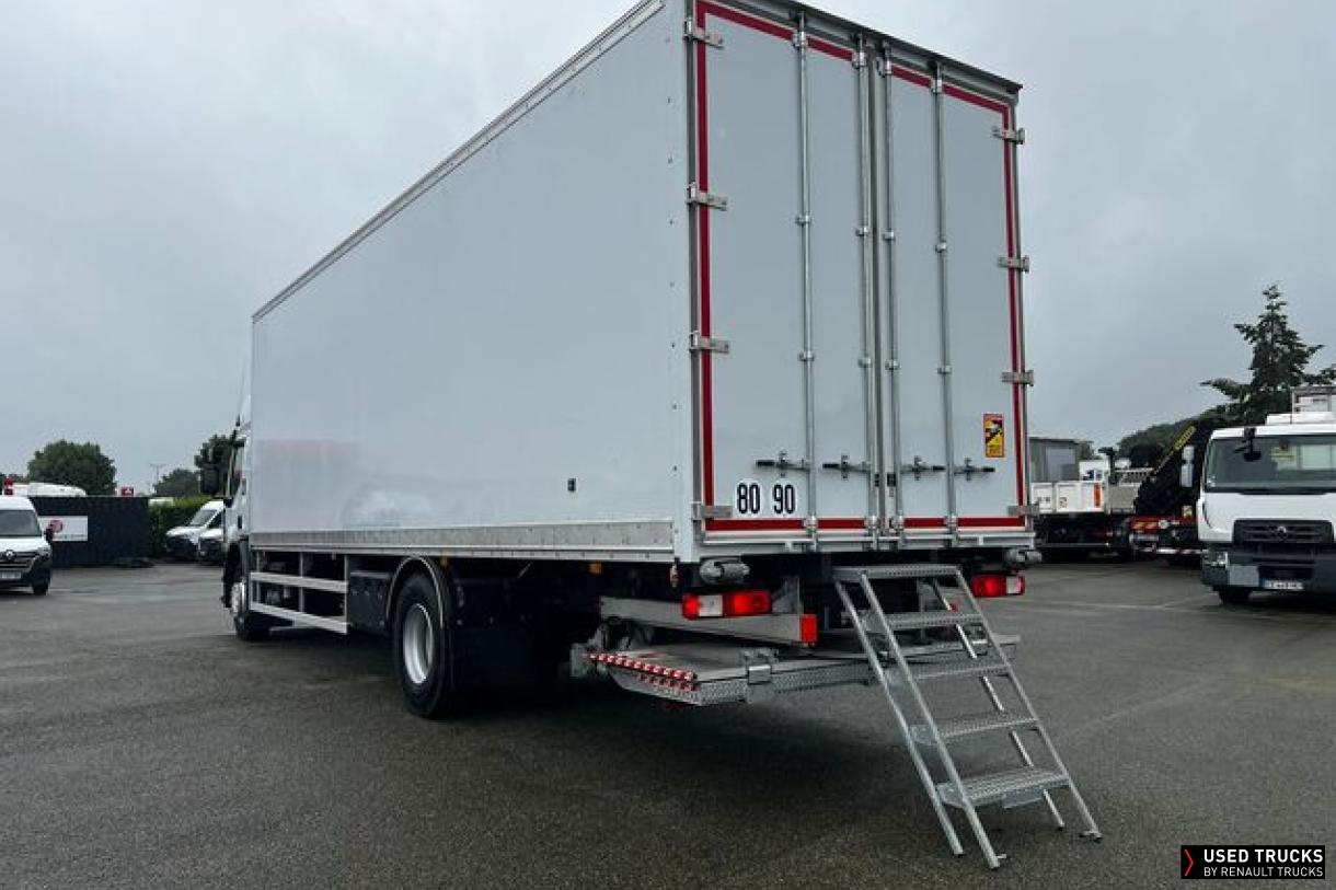Renault Trucks D Wide 320