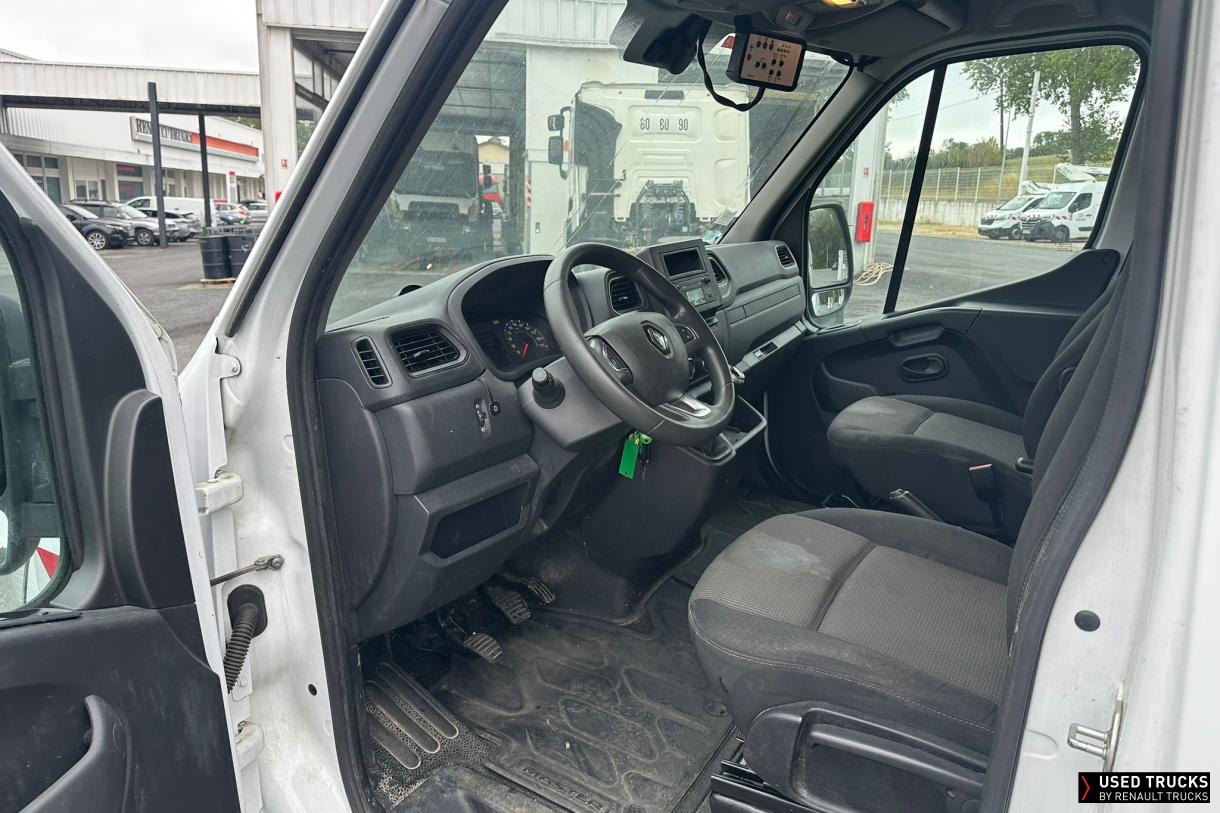 Renault Trucks Master 145