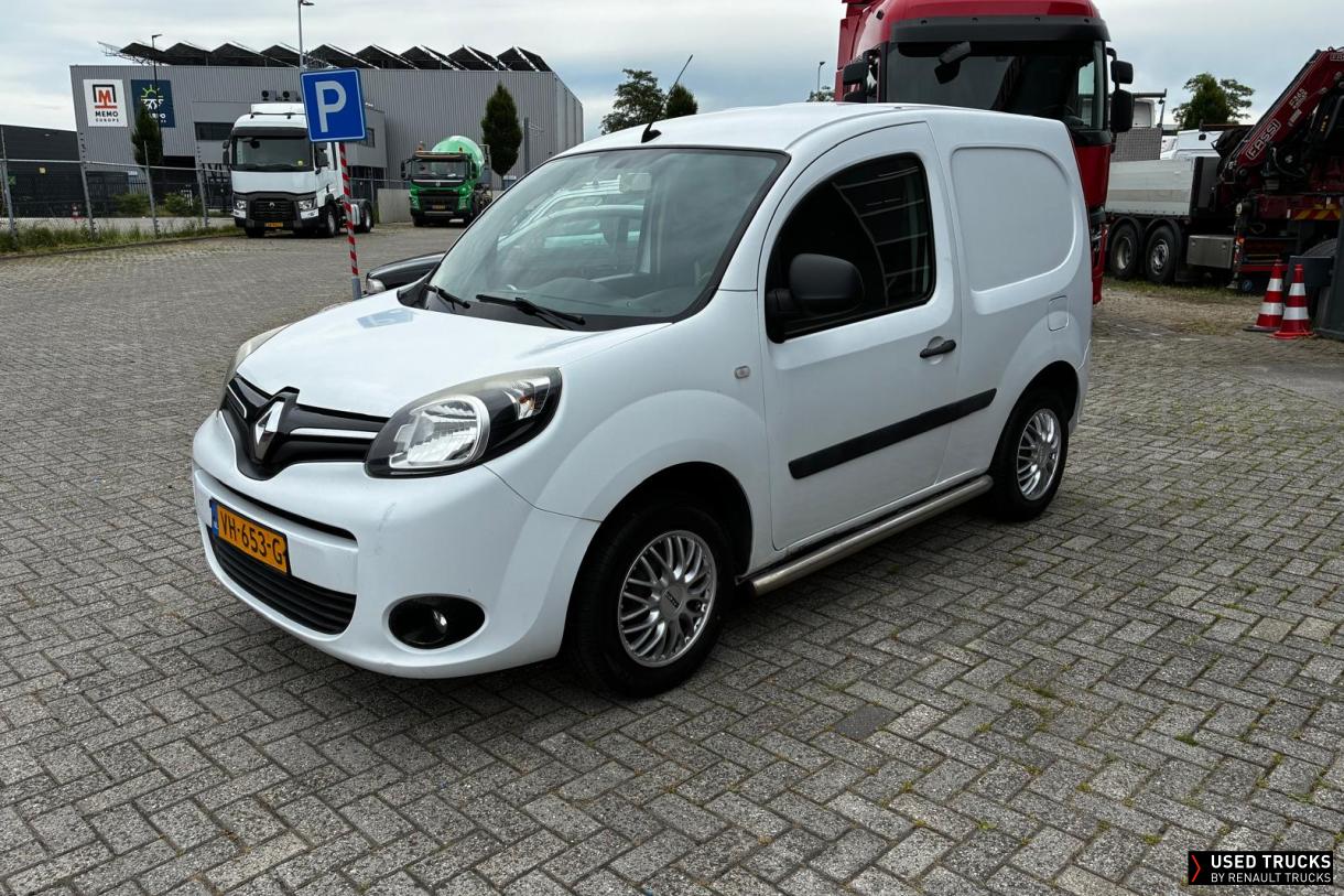 Renault Trucks Kangoo 75