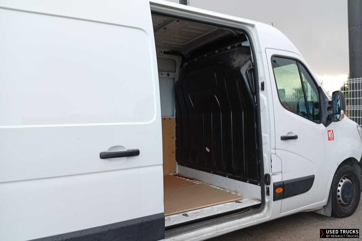Renault Trucks Master 