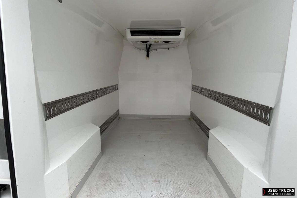 Renault Trucks Master 135