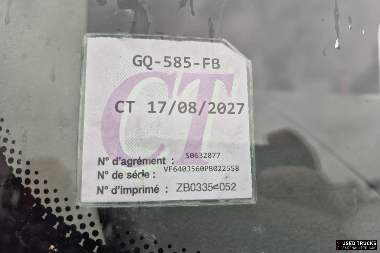 Renault Trucks D 240