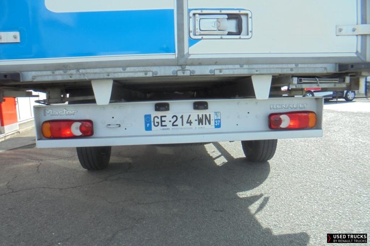Renault Trucks Master 165