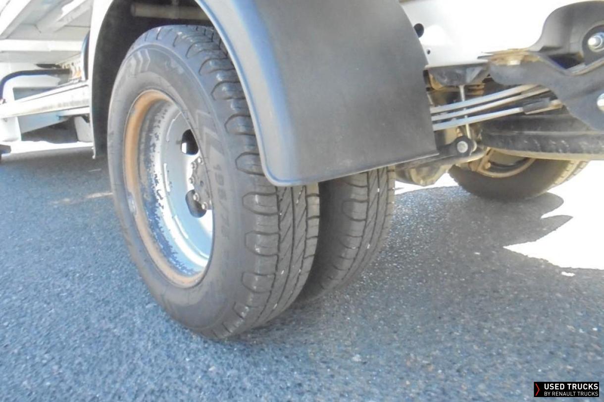 Renault Trucks Master 145