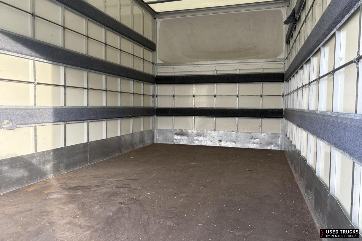 Renault Trucks Master 165