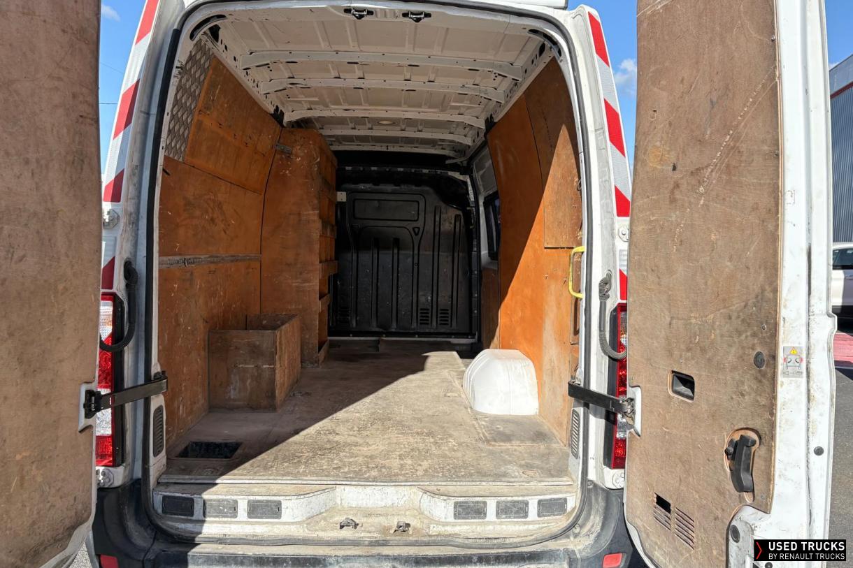 Renault Trucks Master 145