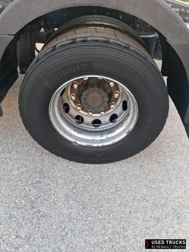 Renault Trucks T High 440