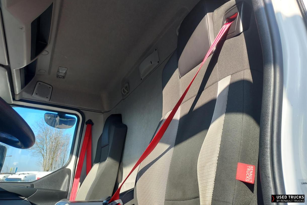 Renault Trucks D Wide 280