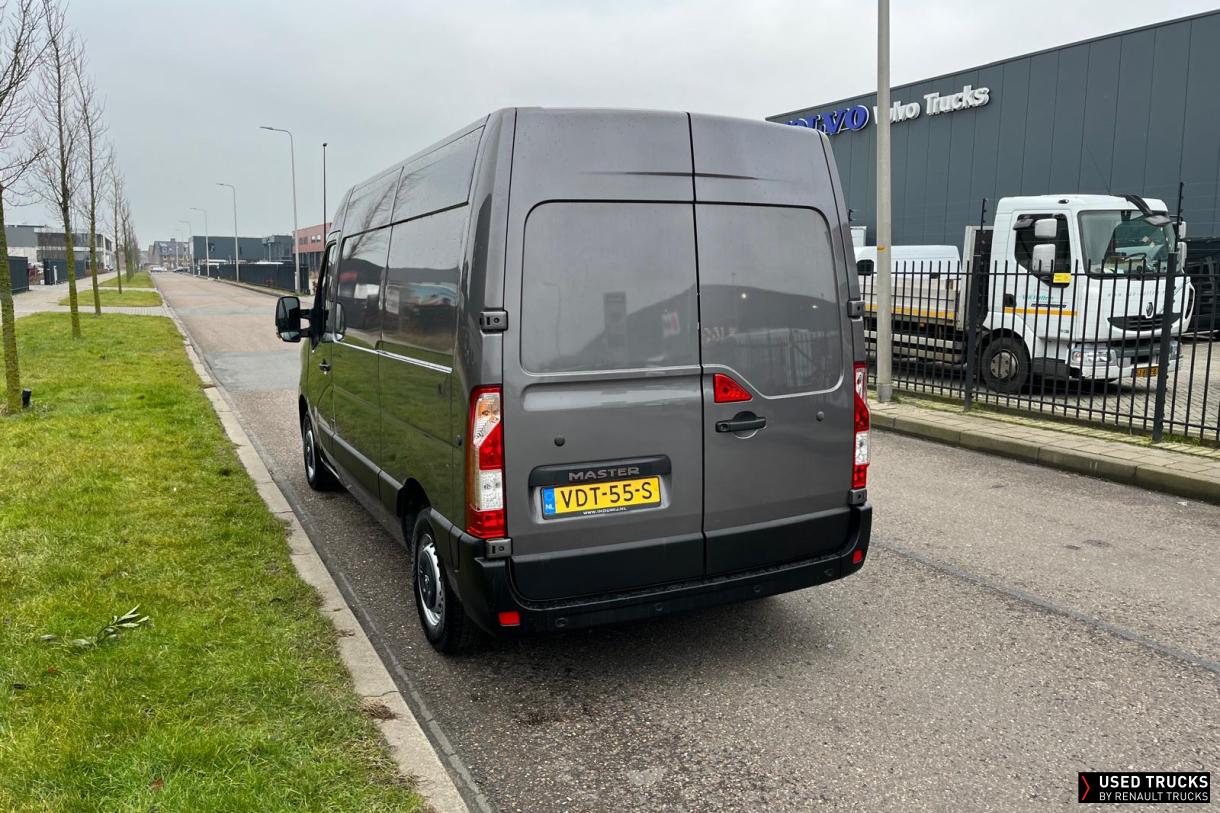 Renault Trucks Master 135