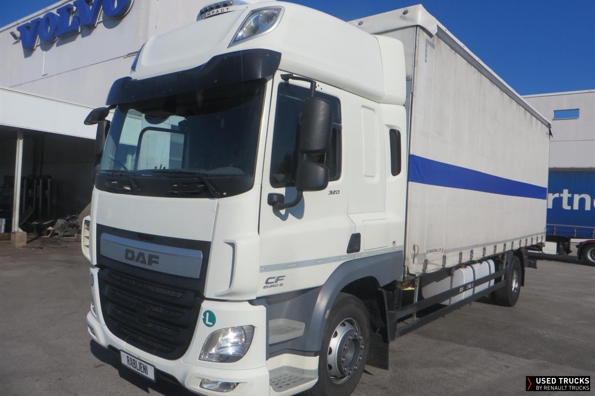 DAF CF 320