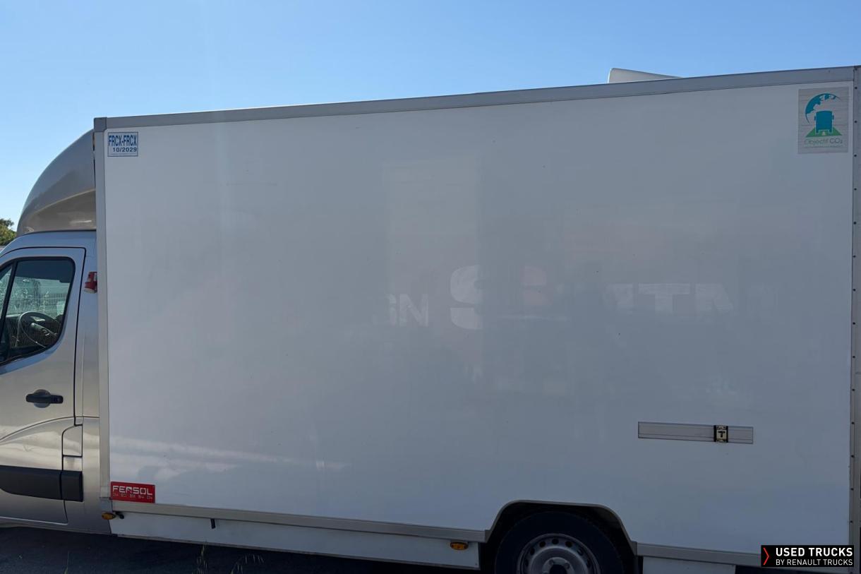 Renault Trucks Master 