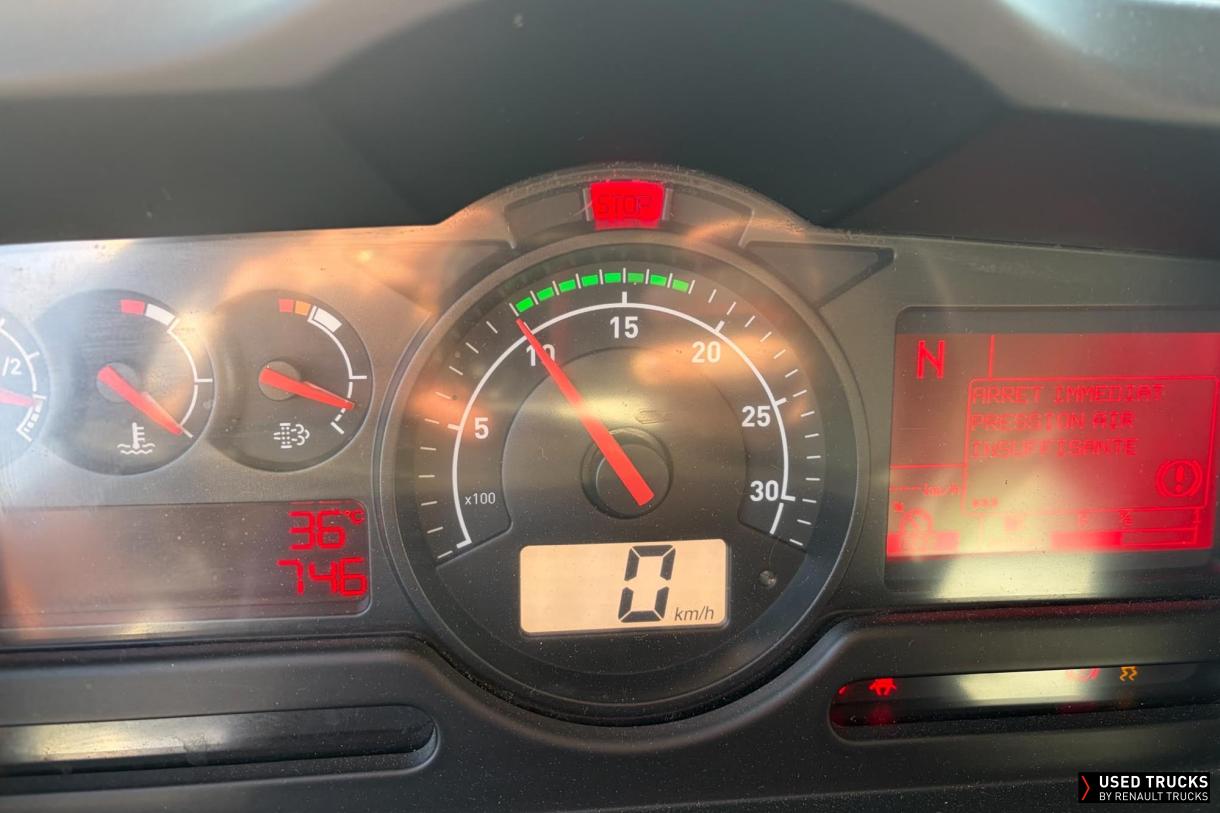 Renault Trucks D 240