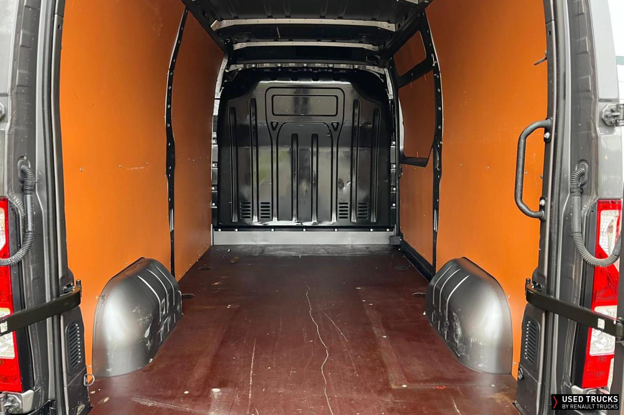 Renault Trucks Master 135