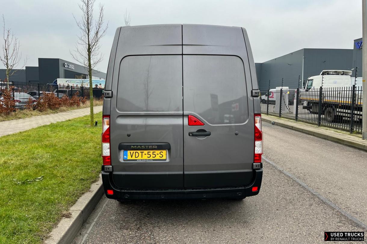 Renault Trucks Master 135