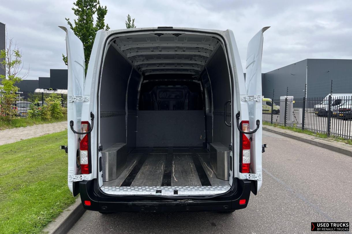 Renault Trucks Master 150