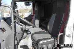 Renault Trucks D
                                          280