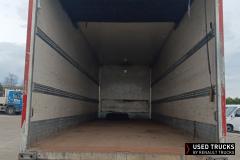 Renault Trucks D
                                          280