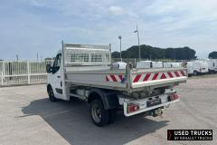 Renault Trucks Master
                                          130