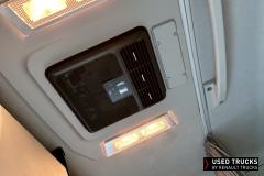 Renault Trucks T High
                                          520