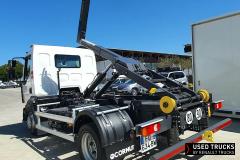 Renault Trucks D
                                          210