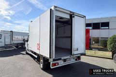 Renault Trucks Master
                                          130